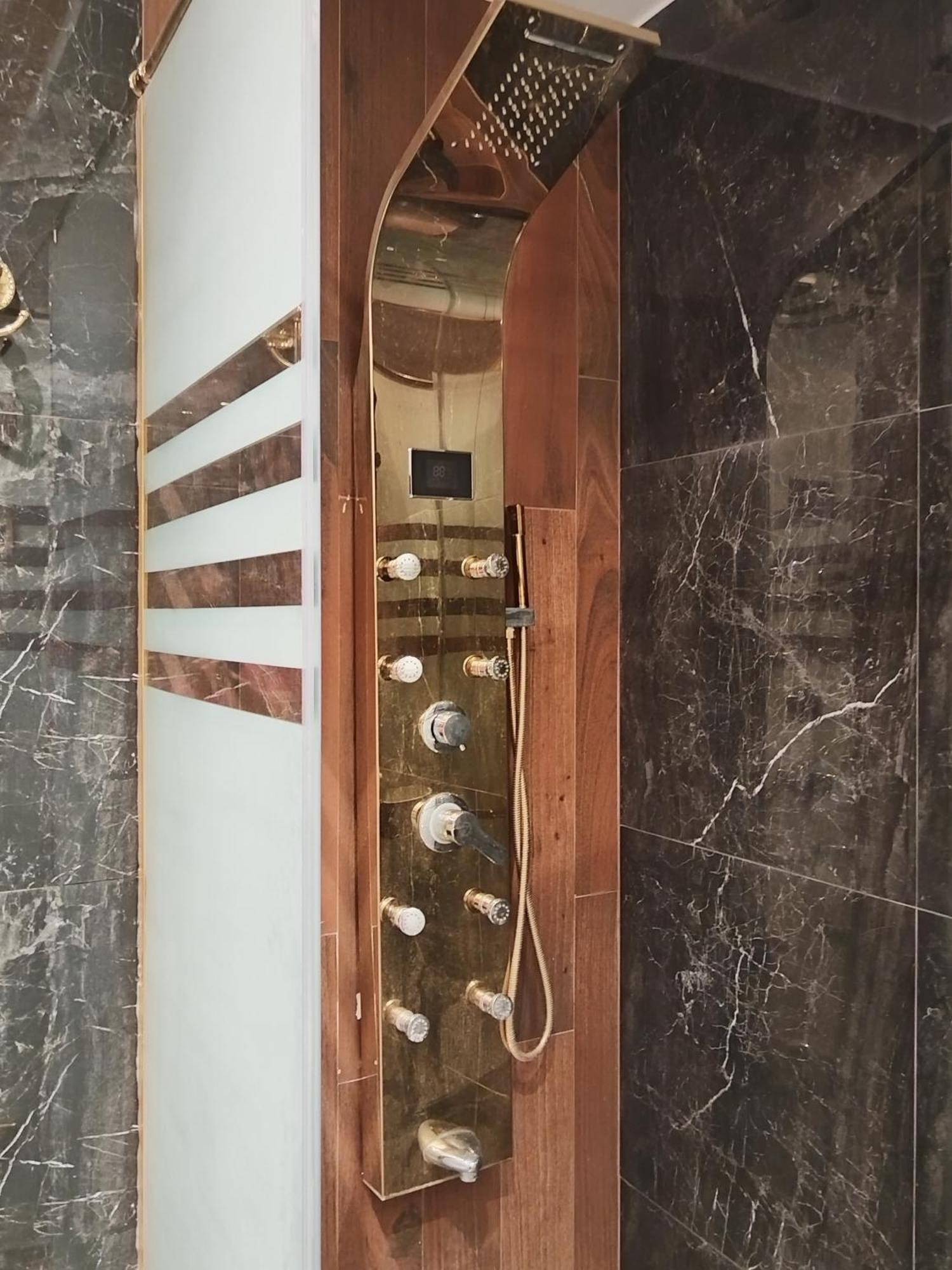 City Life - Luxury Apartments In Kairo Bagian luar foto